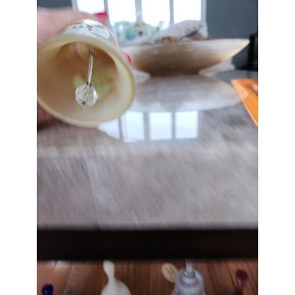 Vintage Westmoreland Yellow Mist  Satin Glass Daisies Bell w Label - Picture 3 of 3